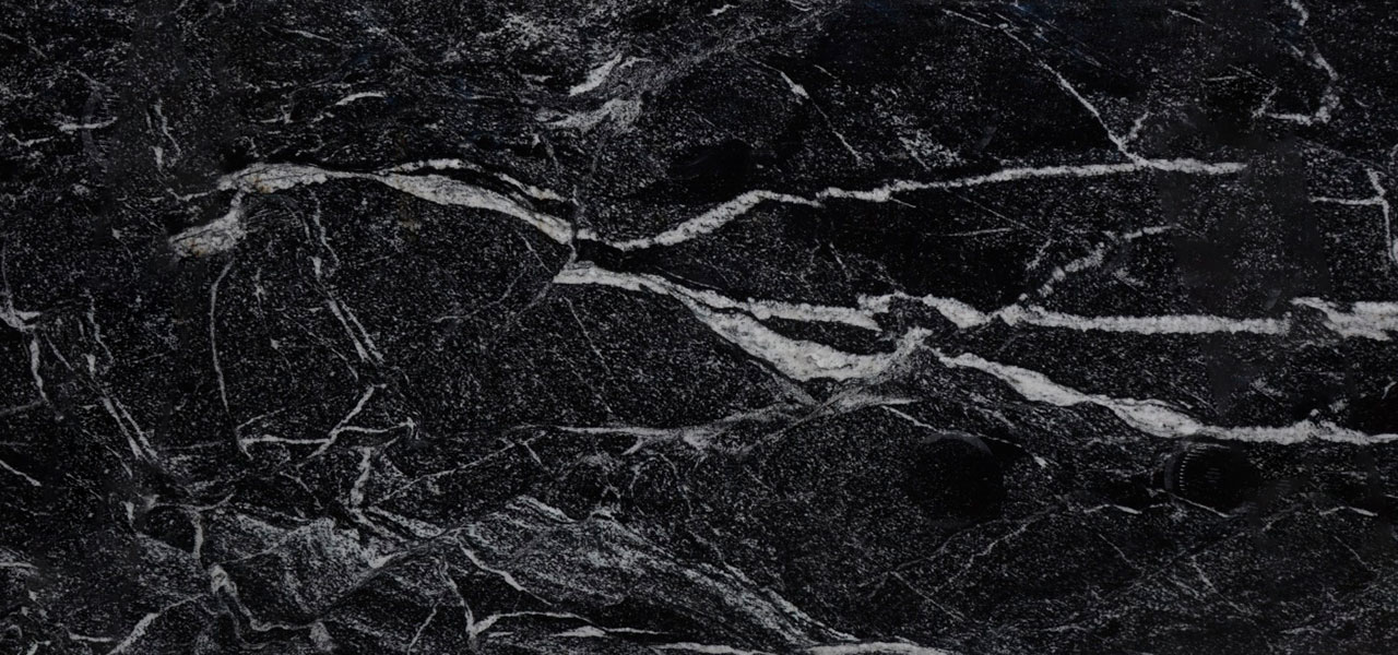Thunder Black